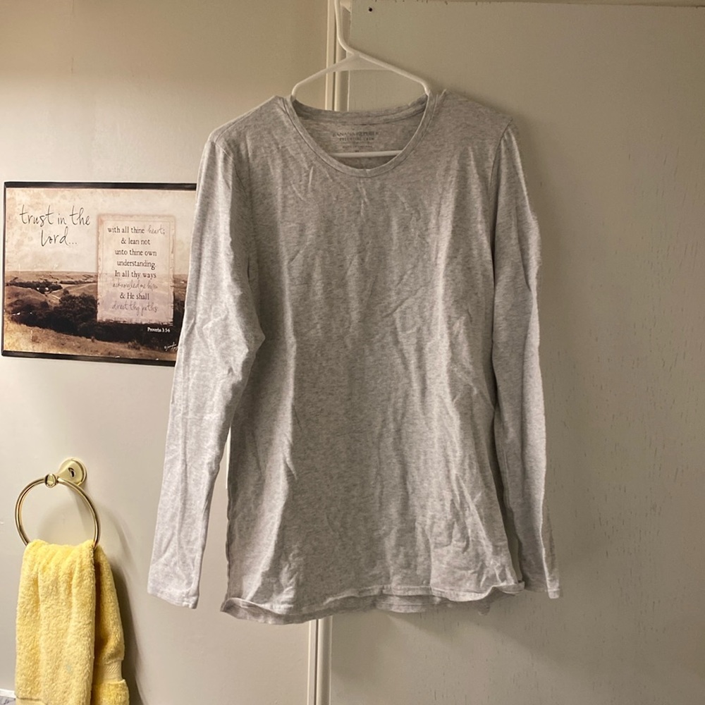 Banana Republic grey long sleeve top